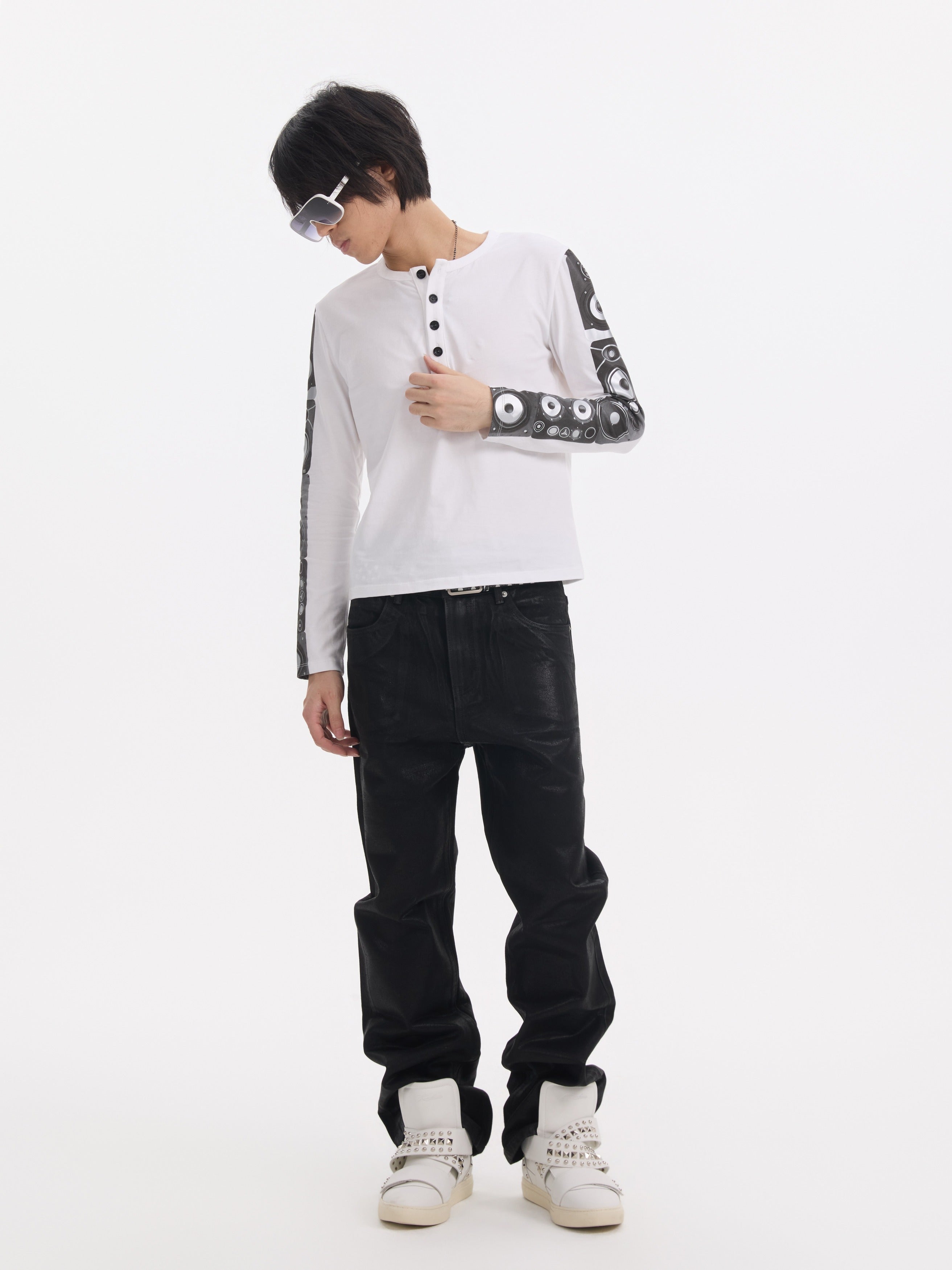 NUMBASIA Speaker Sleeve Print Henley Long Sleeve T-Shirt — NA0119