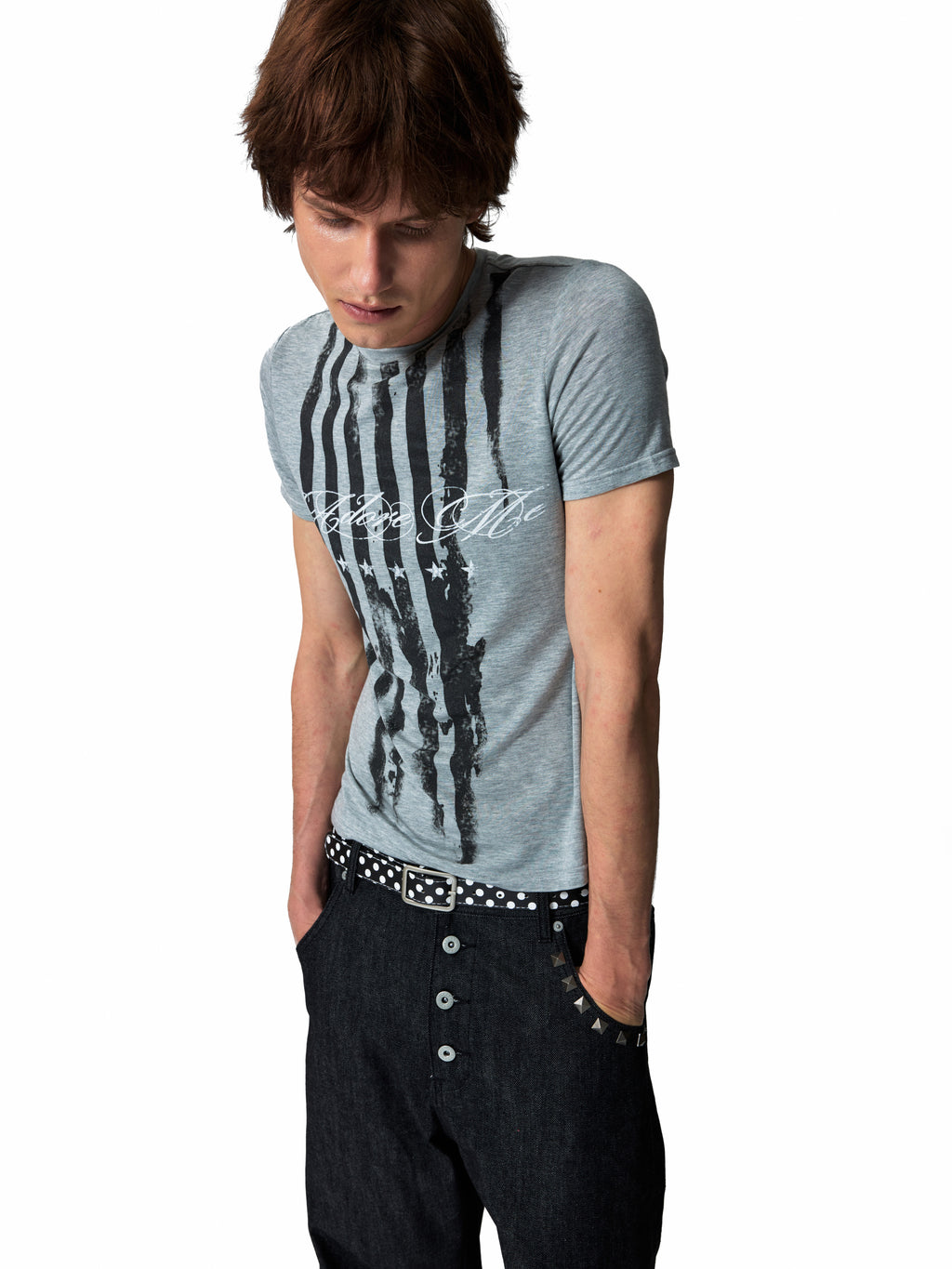 NUMBASIA Distressed Flag Graphic Fitted Scoop-Neck T-Shirt — studio model view 1