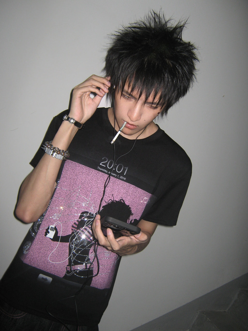 NUMBASIA Lock Screen Music Note Rhinestone T-Shirt — NA6144