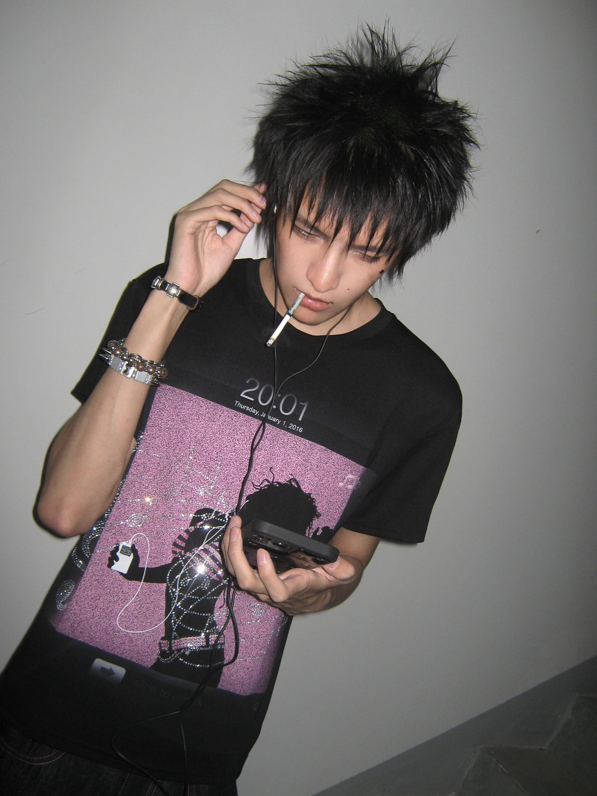 NUMBASIA Lock Screen Music Note Rhinestone T-Shirt — NA6144