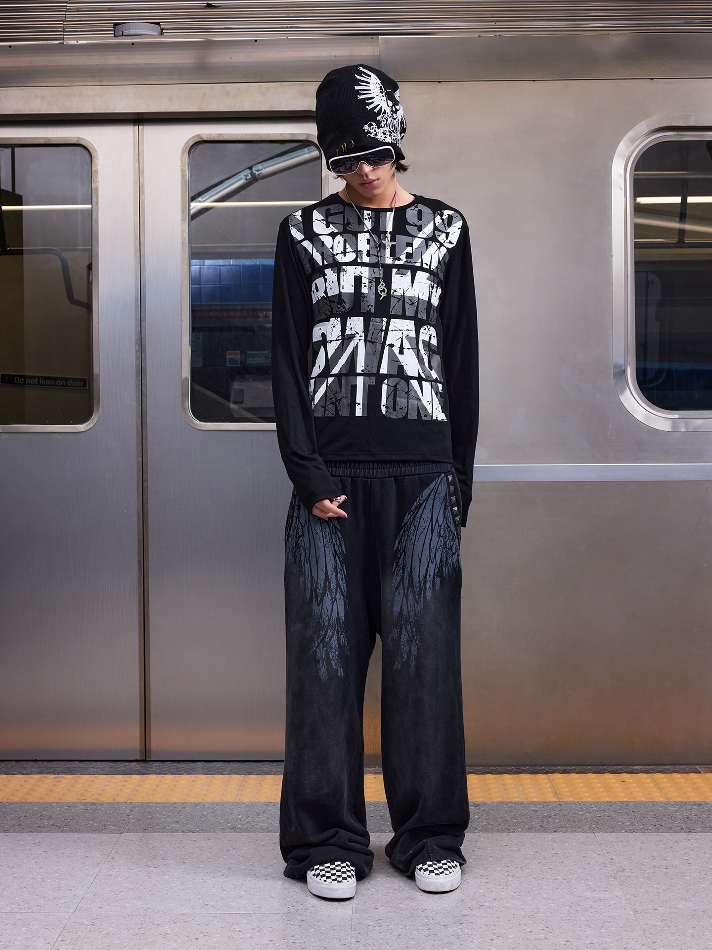 NUMBASIA SWAGLIFE Flag Graphic Long Sleeve T-Shirt — NA6160