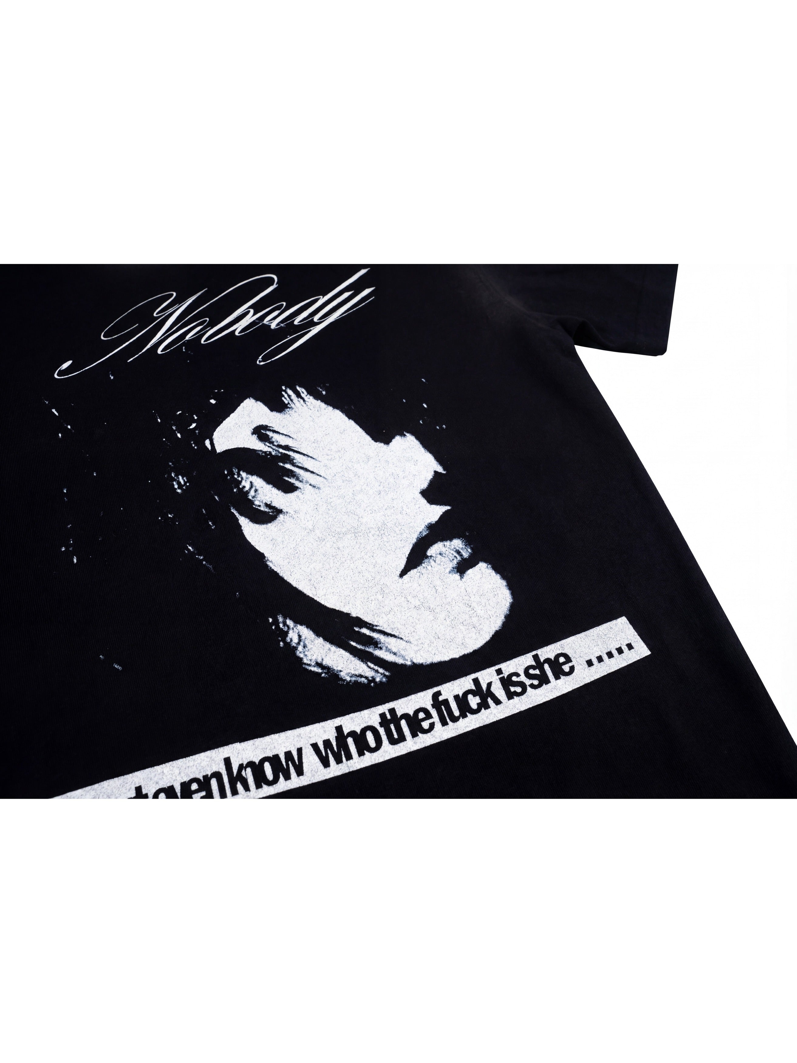 NUMBASIA Portrait Slogan Washed T-Shirt — NA6220